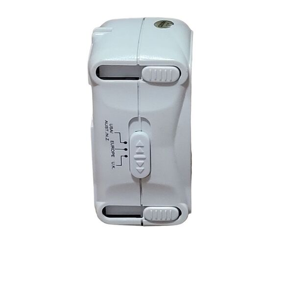 Travelwise plug converter - Picture 3 of 3